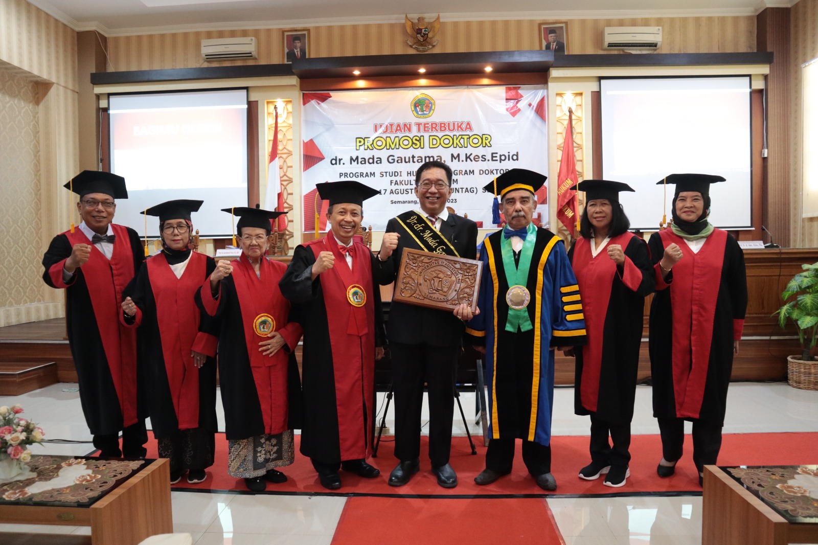Bangun Regulasi Program Warga Peduli AIDS, Hantarkan dr. Mada Gautama Raih Doktor