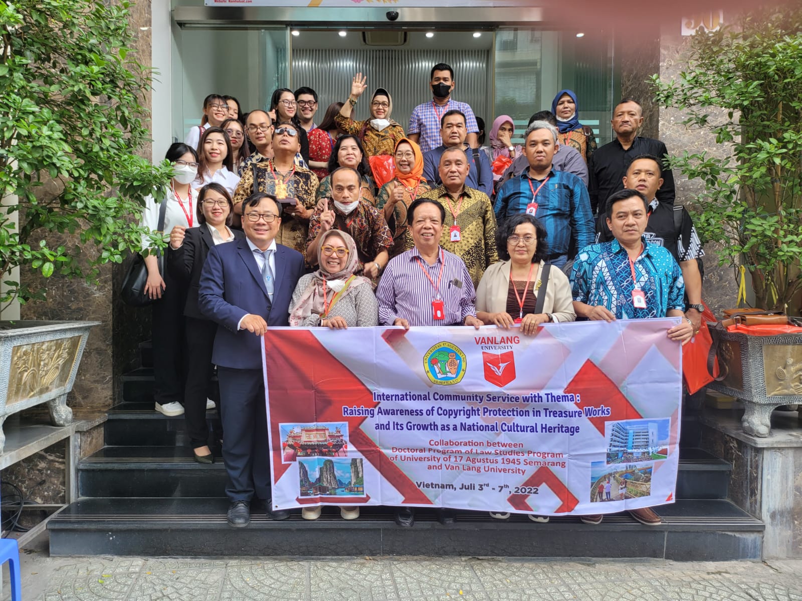 Mahasiswa S2 Dan S3 Untag Lakukan Pengabdian Masyarakat Internasional Di Vietnam