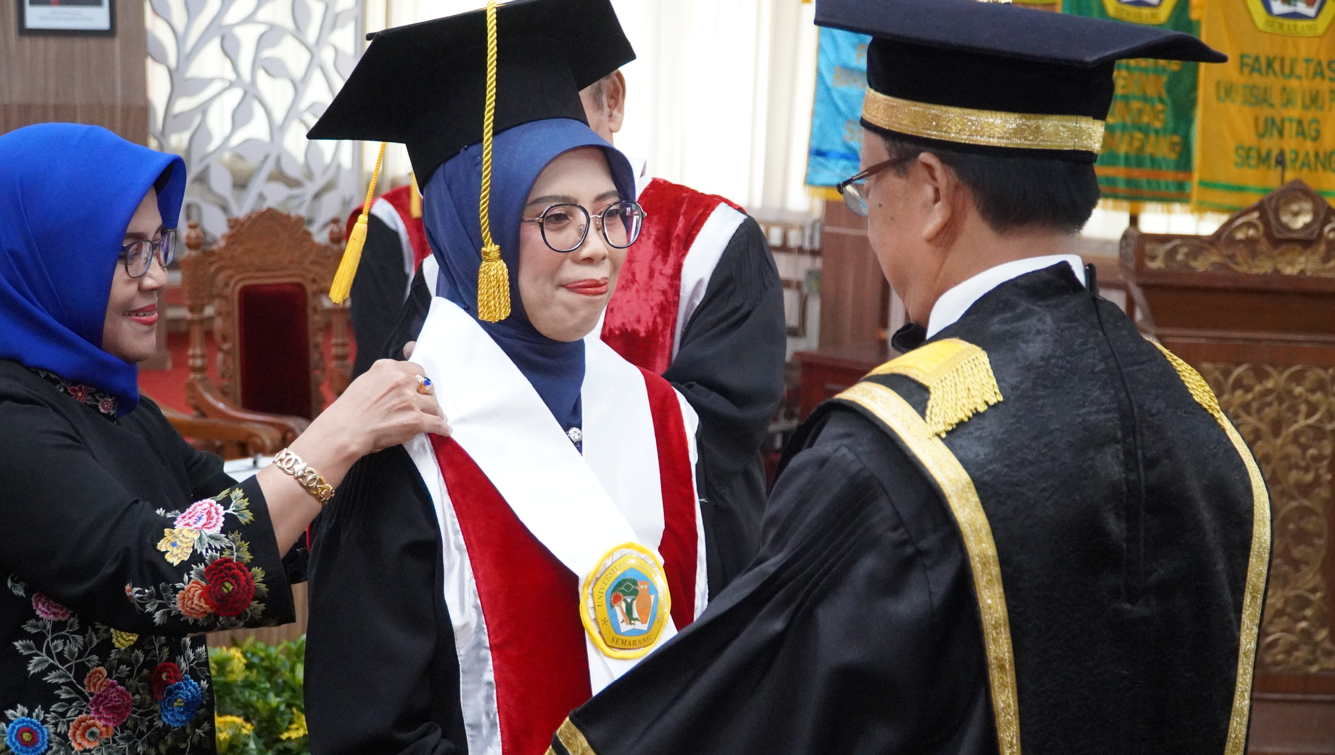 Akhiri Masa Jabatan, Rektor Untag Kukuhkan 1 Profesor Lagi