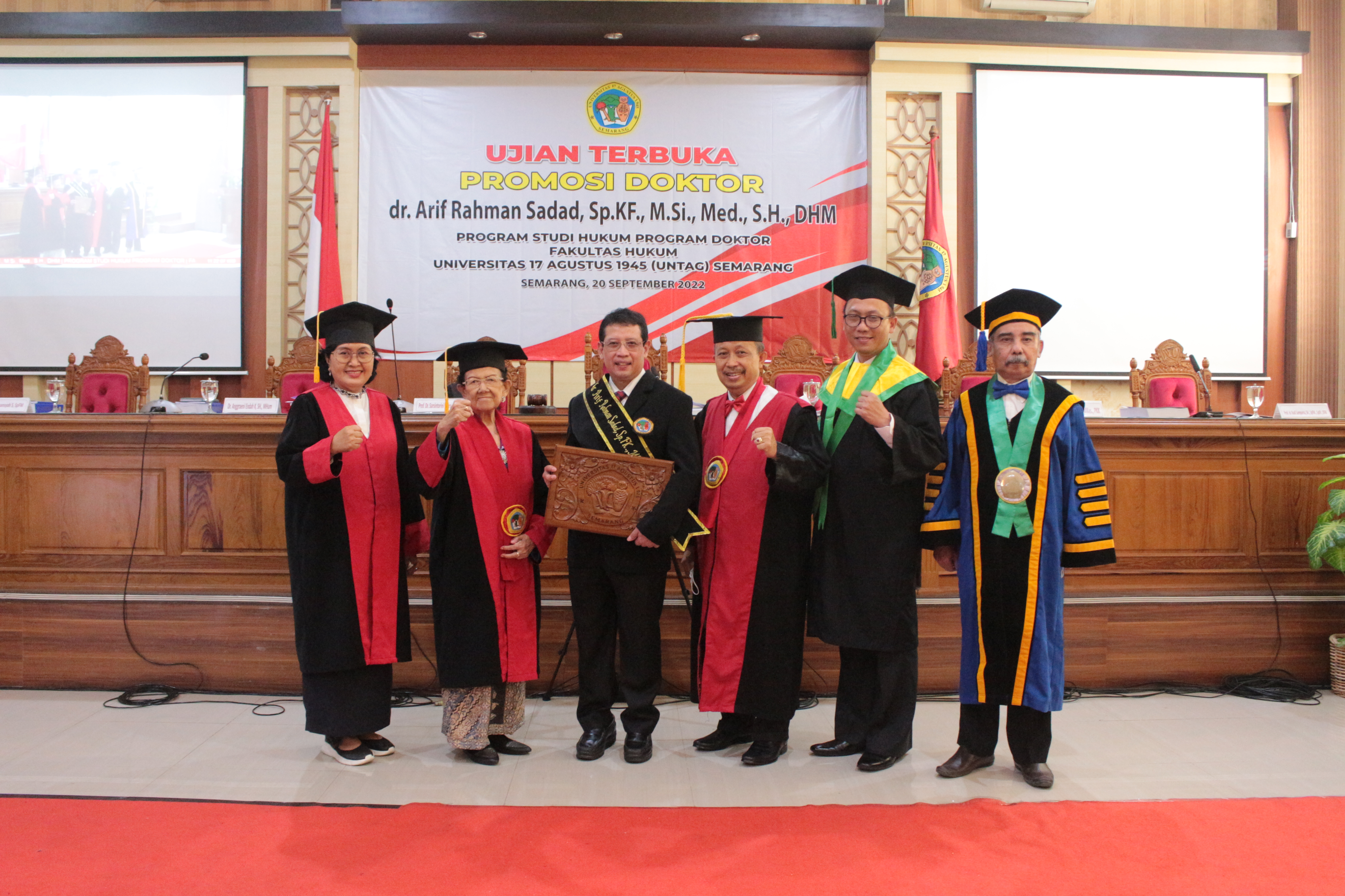 Direktur RSCM Jakarta Raih Gelar Doktor di Untag Semarang