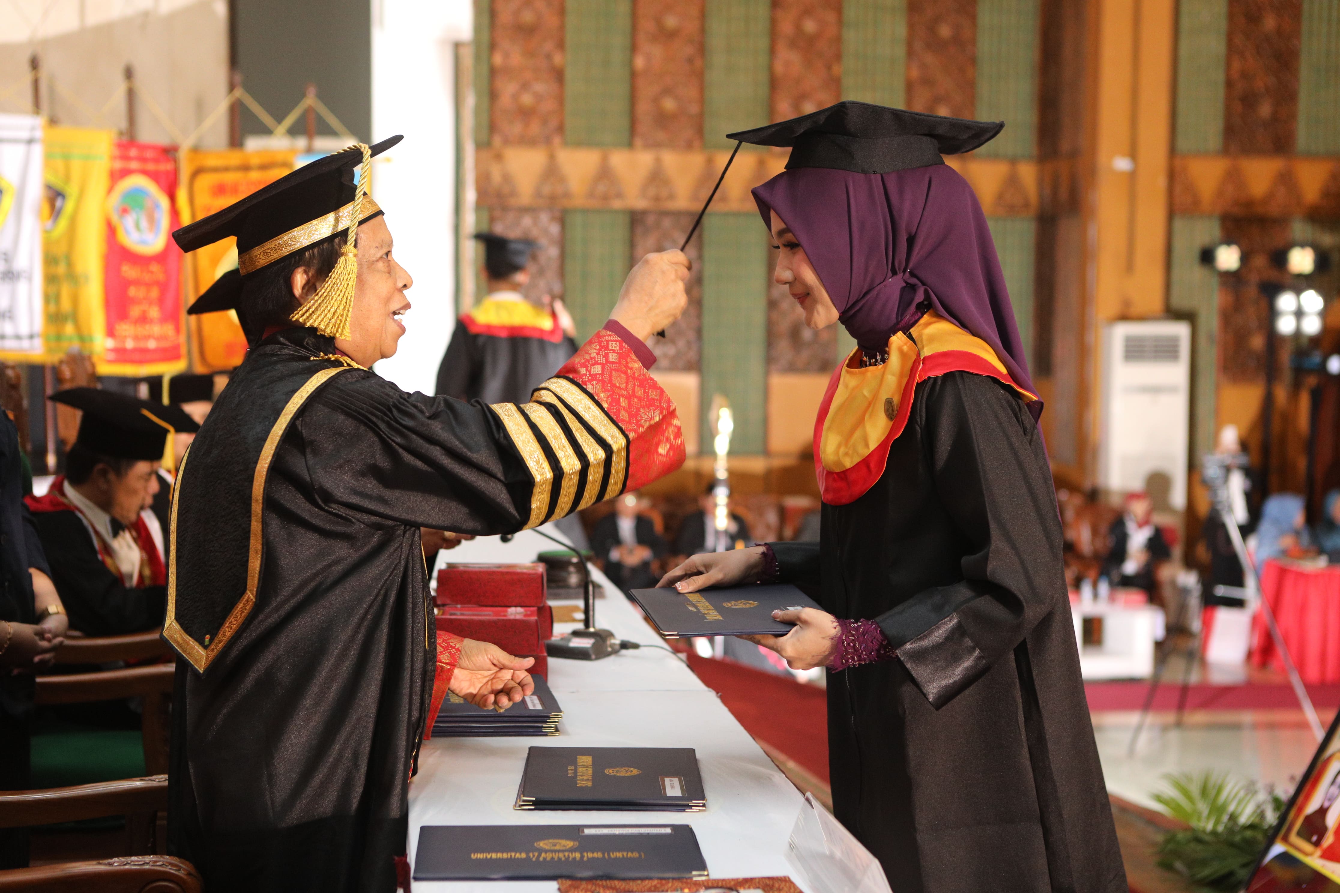 Link Download Dokumentasi Foto Wisuda ke-91
