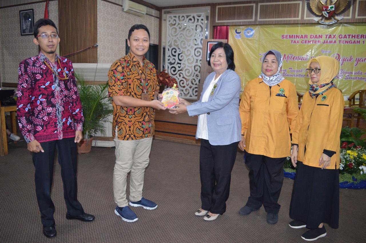 Untag Edukasi Generasi Milenial Soal Pajak