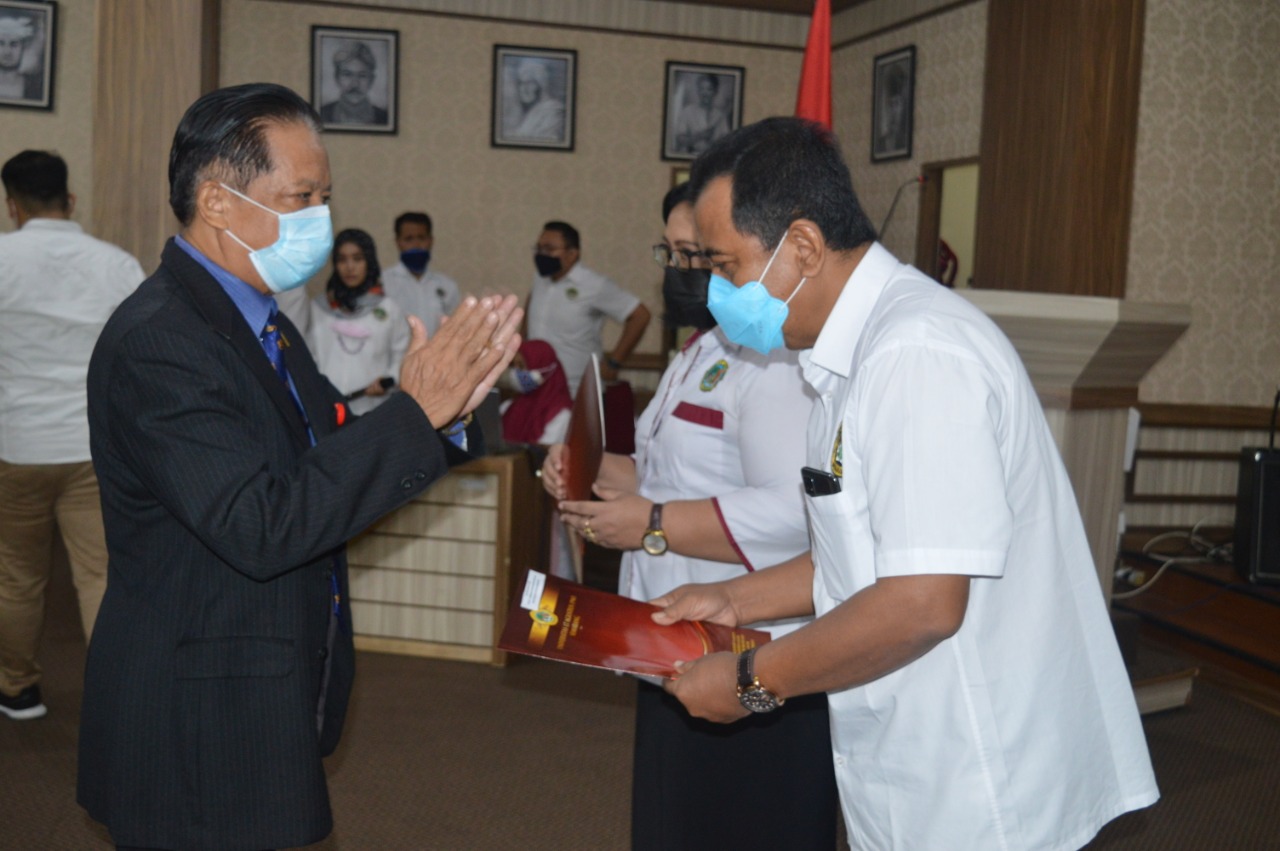 Rektor Untag Semangati Pejabat Struktural Yang Baru Dilantik