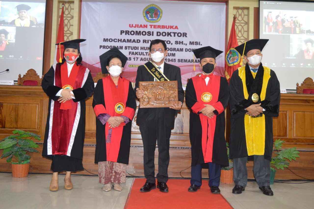 Teliti Program Siaran Televisi  Bidang Kesehatan, M. Riyanto Raih Doktor di Untag.